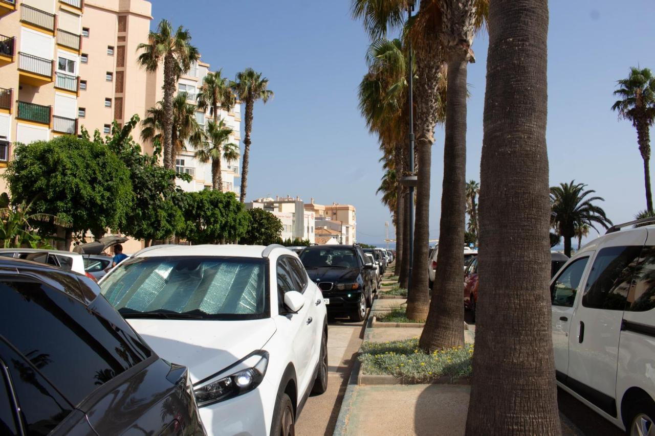 Larios Dos 504. Estudio Con Vistas Al Mar Cerca De La Playa Torrox Buitenkant foto